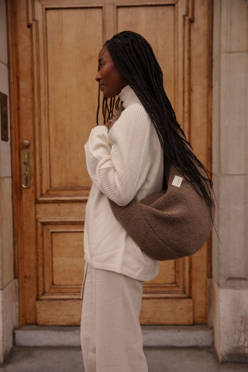 STUDIO NOOS / Teddy Cross Body Bag