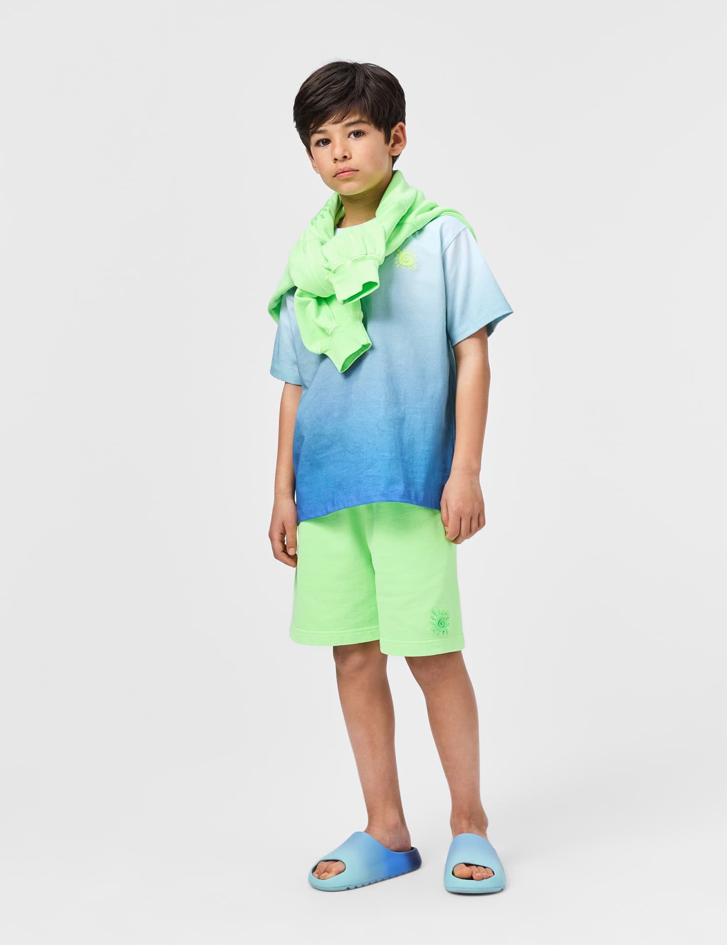 Short Ador