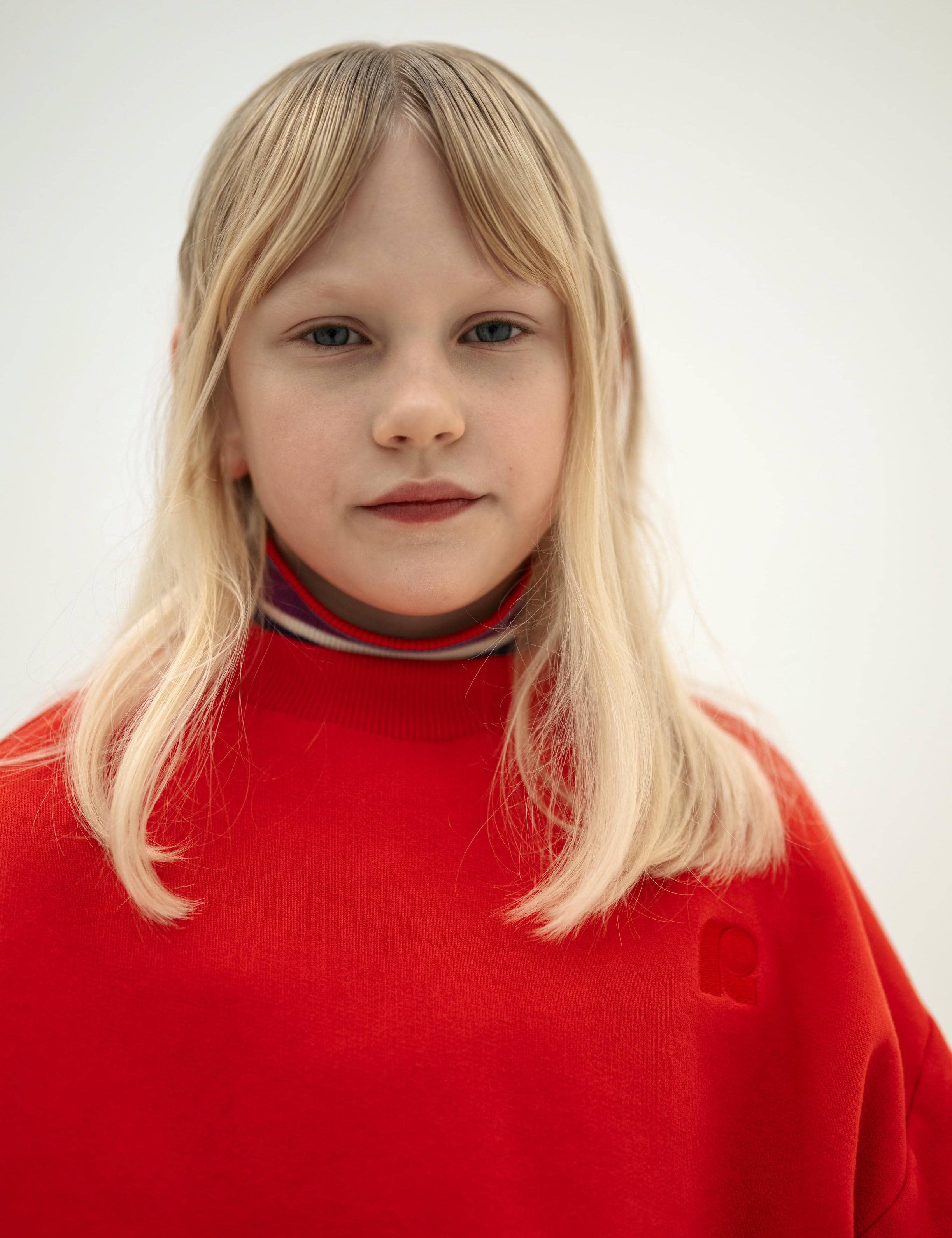 Crop Heart sweater - firecracker red