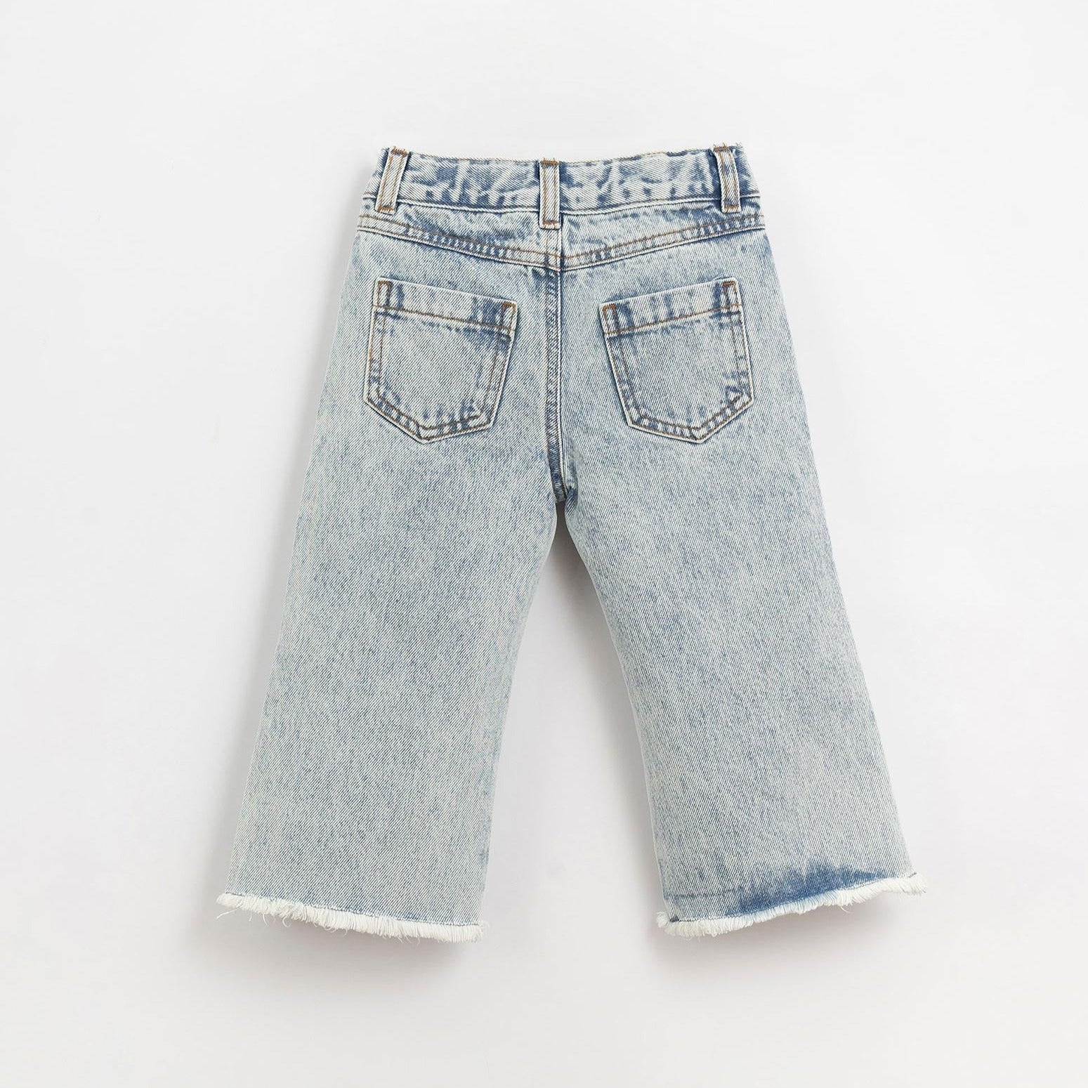 PLAY UP / Frayed Jeans